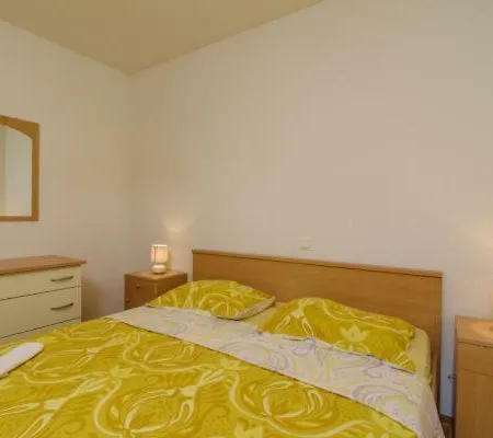 Διαμέρισμα Apartman Elza